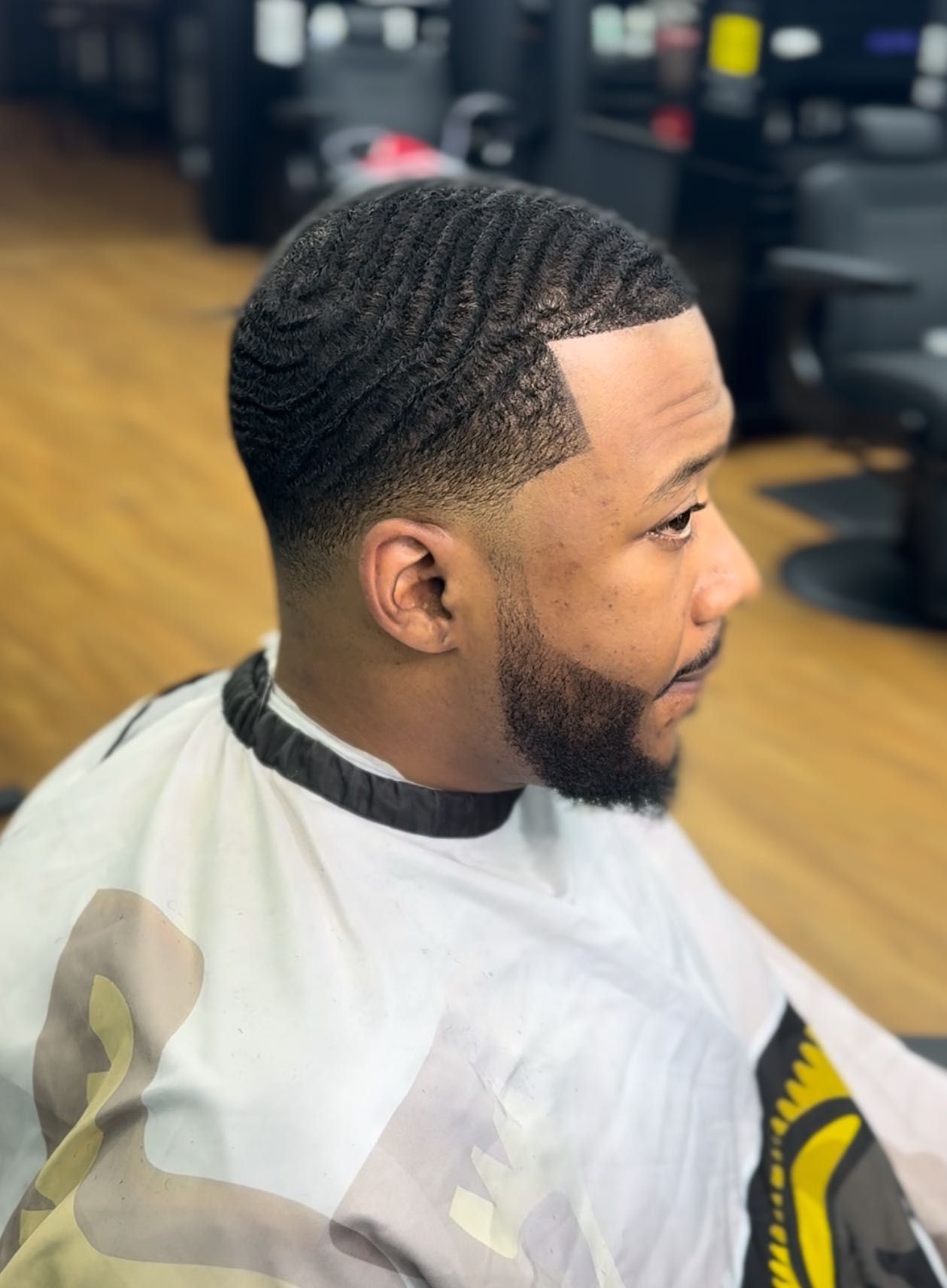 Sharp lineup and beard detail by Larry The Barber