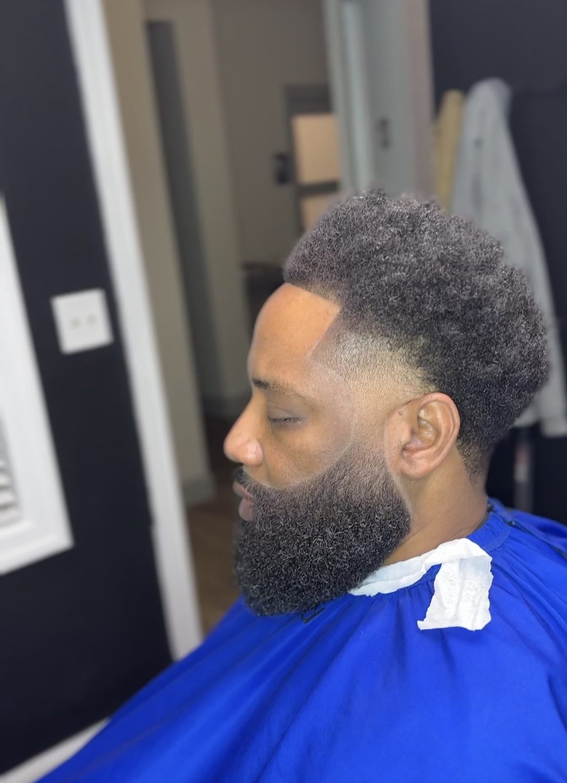 Sculpted beard lineup by Larry The Barber